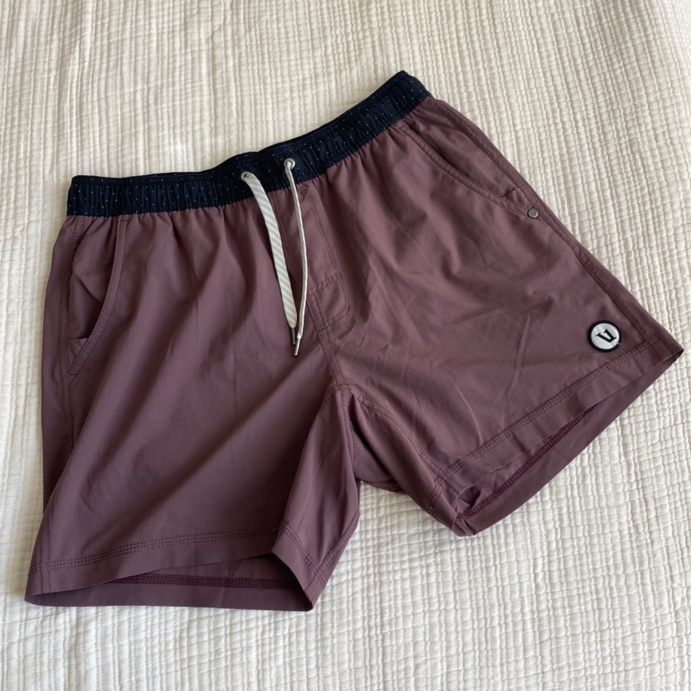 Vuori Men’s Kore Short 5” Medium